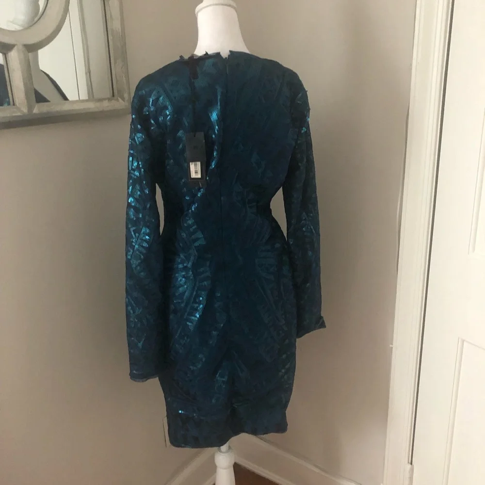 NWT BCBGMAXAZRIA Morris Bodycon Art Deco V neck dress - Picture 5 of 8